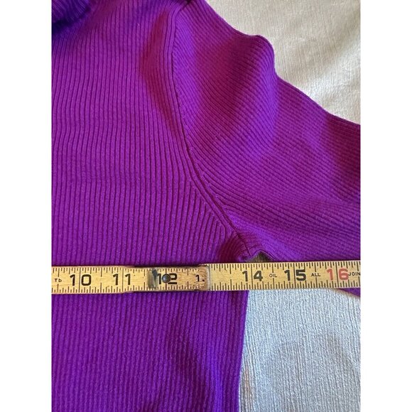 Lauren‎ Ralph Lauren Turtleneck Sweater Sz Medium stretchy knit Ribbed Purple * - Picture 5 of 6